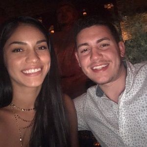 Meet your Posher, Adriana